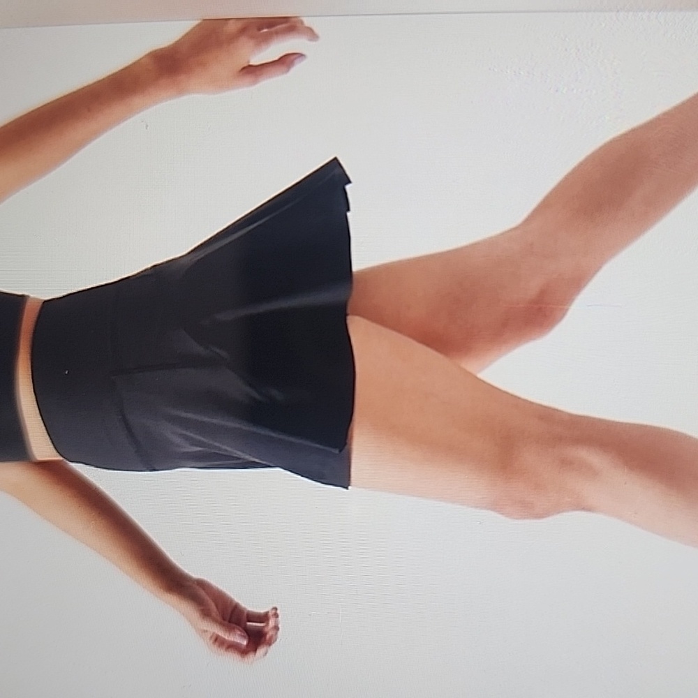 Athleta black athletic skirt NWOT UNWORN